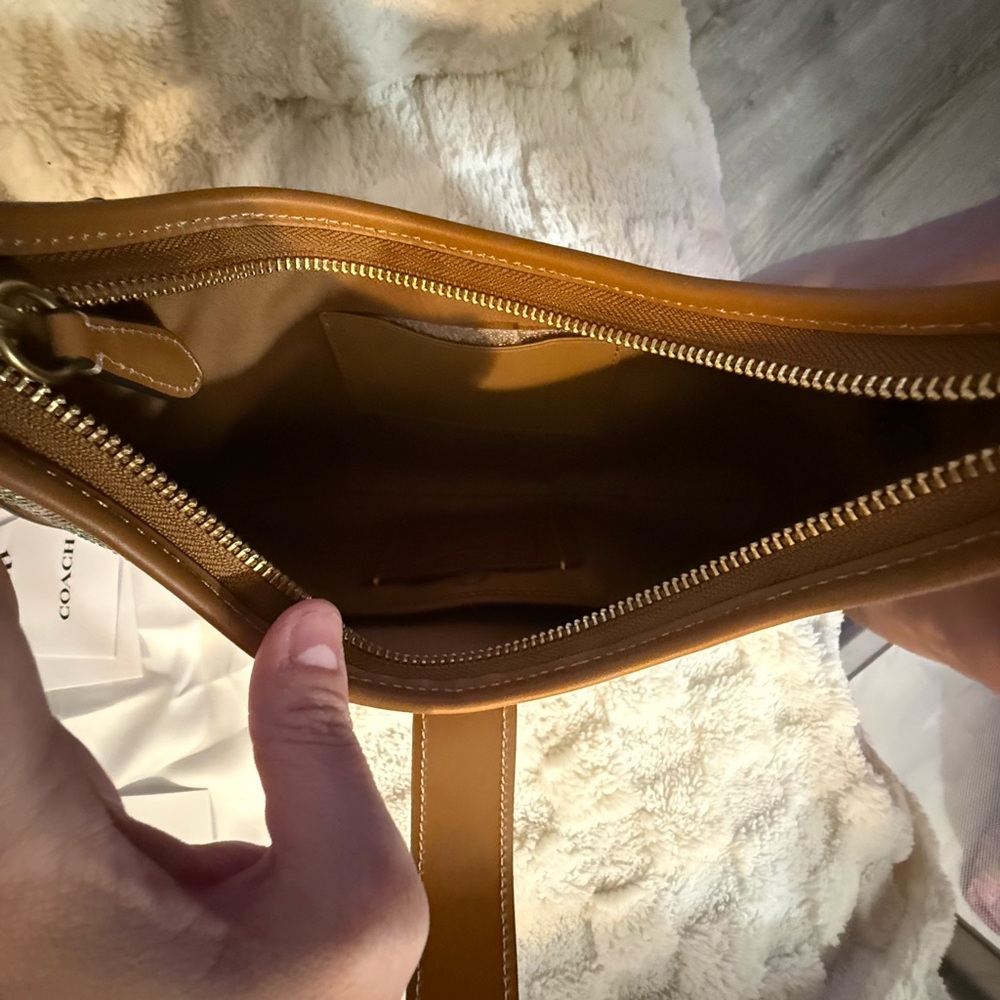Coach Rainbow Candy Crystal Hamptons Hobo Bag - Picture 15 of 16